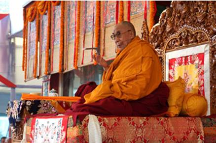 http://www.dalailama.com/assets/media/news/2013-01-07-Sarnath-N02.jpg