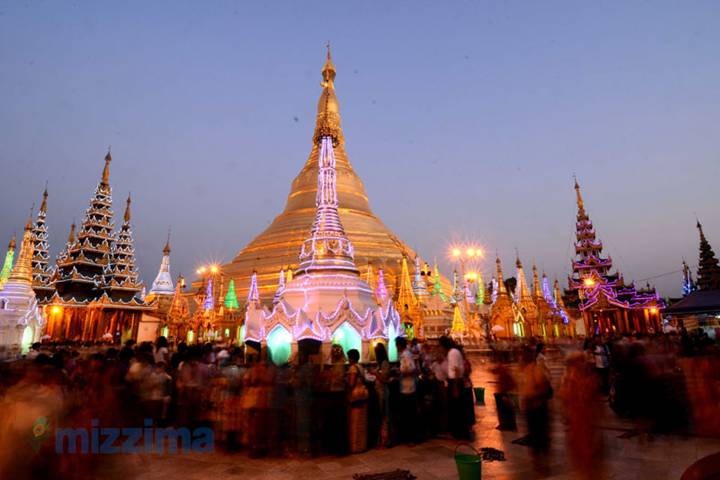 http://www.mizzima.com/sites/default/files/photo/2015/07/Shwedagon-Pagoda-Mizzima.jpg