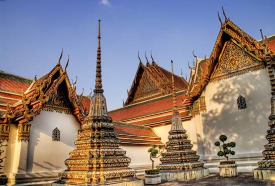 Wat Po, one of the oldest temples in Bangkok, is also known as the birthplace of traditional Thai massage. From r8ist.com