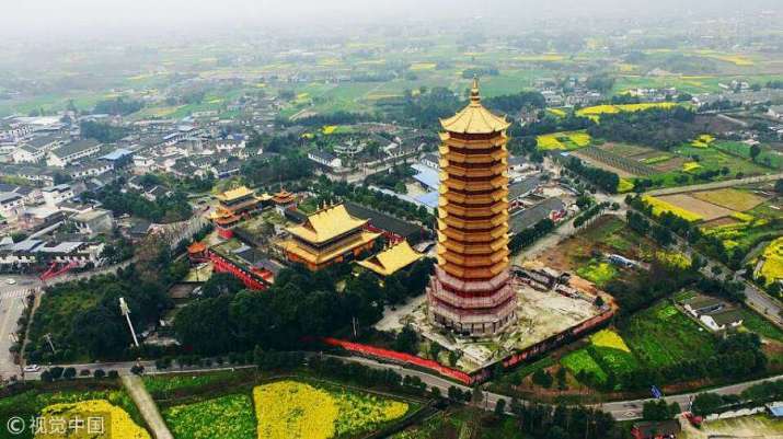 An aerial view of the temple complex before the fire. From chinadaily.com.cn