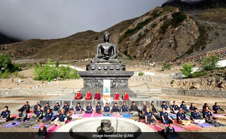 yoga muktinath temple nepal