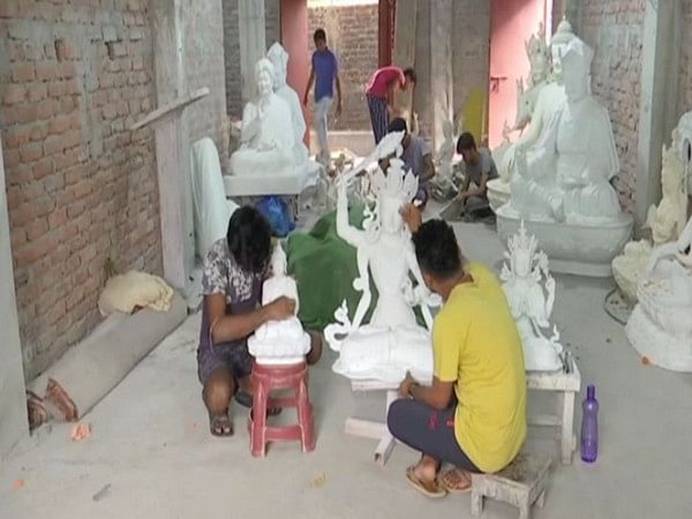 Netherlands man travels thousands of miles to see Indian artwork on Tibetan culture in Bengal