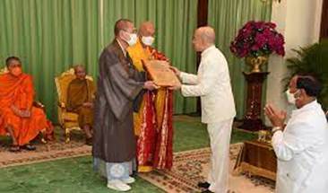 King Norodom Sihamoni named 'Royal Patron' by WFB - Khmer Times